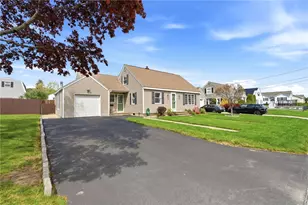 123 Royal Ave, Cranston, RI 02920 - Photo 2