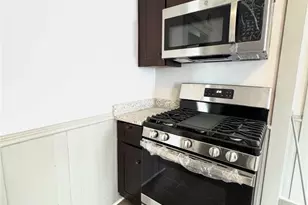 31 Richter St, Providence, RI 02908 - Photo 16