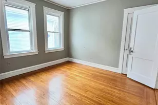 31 Richter St, Providence, RI 02908 - Photo 10