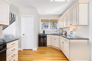 23 Lawn Ave, Warwick, RI 02888 - Photo 18