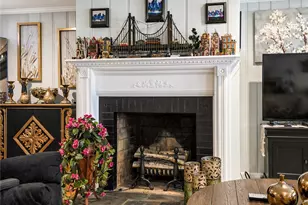 111 Wannamoisett Rd, East Providence, RI 02914 - Photo 4