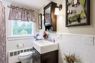 111 Wannamoisett Rd, East Providence, RI 02914 - Photo 22