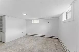 102 Overhill Rd, Providence, RI 02906 - Photo 30
