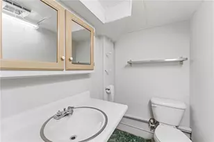 102 Overhill Rd, Providence, RI 02906 - Photo 36