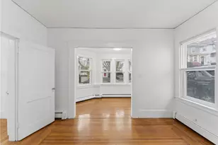 102 Overhill Rd, Providence, RI 02906 - Photo 14