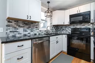 133 Fairway Dr, Coventry, RI 02816 - Photo 8