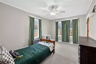 43 Longwood Ave, Providence, RI 02908 - Photo 16