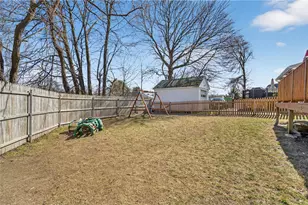 43 Longwood Ave, Providence, RI 02908 - Photo 22