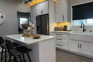 2 Parkview Ave, Providence, RI 02905 - Photo 22