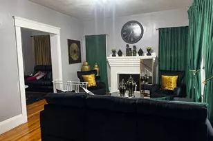 2 Parkview Ave, Providence, RI 02905 - Photo 6