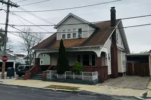 2 Parkview Ave, Providence, RI 02905 - Photo 2