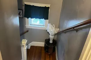2 Parkview Ave, Providence, RI 02905 - Photo 32
