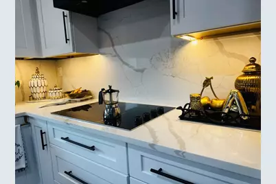 2 Parkview Avenue, Providence, RI 02905 - Photo 20