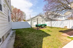 651 Pleasant Valley Pkwy, Providence, RI 02908 - Photo 46