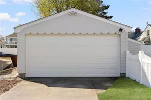214 Charlotte Dr, Warwick, RI 02818 - Photo 44