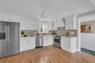 281 Spring Green Rd, Warwick, RI 02888 - Photo 4