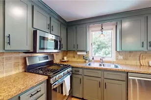 67 Greenwood Rd, North Kingstown, RI 02852 - Photo 8
