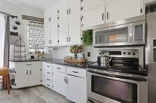133 Trenton St, Pawtucket, RI 02860 - Photo 30