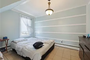 133 Trenton St, Pawtucket, RI 02860 - Photo 16