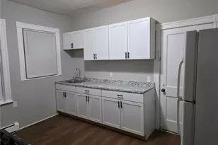 108 Lenox Ave, Providence, RI 02907 - Photo 4