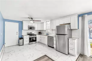 148 Asylum Rd, Warwick, RI 02886 - Photo 4
