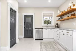 1301 Smith St, Providence, RI 02908 - Photo 14