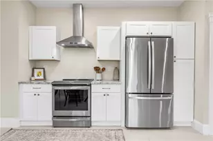 1301 Smith St, Providence, RI 02908 - Photo 12