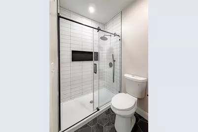 35 Mount Pleasant Avenue, Providence, RI 02908 - Photo 20