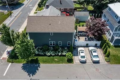 19 Eustis Avenue, Newport, RI 02840 - Photo 34