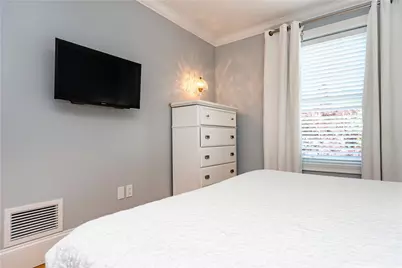 19 Eustis Avenue, Newport, RI 02840 - Photo 22