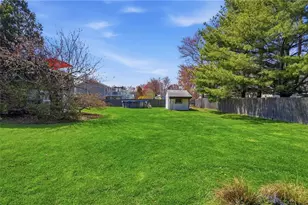 7 Jennifer Dr, Bristol, RI 02809 - Photo 22