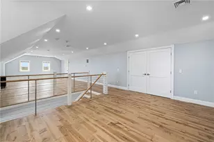 1046 Ocean Rd, Narragansett, RI 02882 - Photo 46