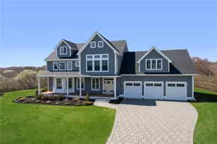 1046 Ocean Rd, Narragansett, RI 02882 - Photo 2