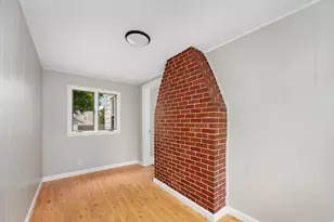 41 Tyndall Ave, Providence, RI 02908 - Photo 18