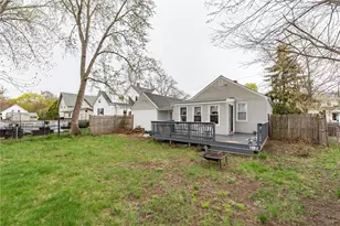 161 Adams St, Warwick, RI 02888 - Photo 24