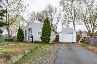 161 Adams St, Warwick, RI 02888 - Photo 2