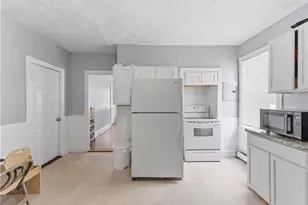 146 Althea St, Providence, RI 02907 - Photo 12