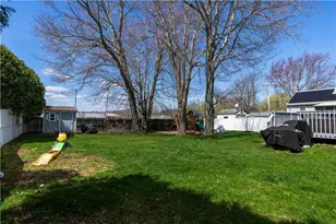 3 Mallory Ct, Bristol, RI 02809 - Photo 26