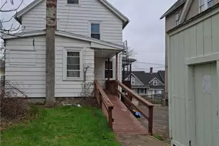 222 Grove St, Woonsocket, RI 02895 - Photo 4