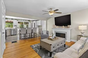 149 Rowe Ave, Pawtucket, RI 02861 - Photo 6