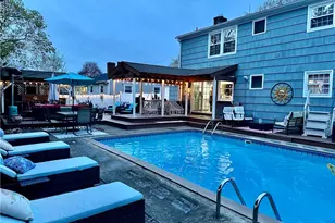 149 Rowe Ave, Pawtucket, RI 02861 - Photo 32
