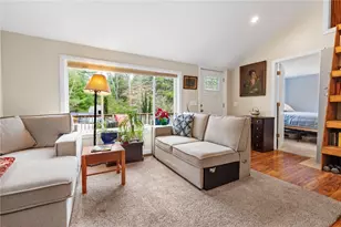 400 Gravelly Hill Rd, South Kingstown, RI 02879 - Photo 14