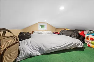400 Gravelly Hill Rd, South Kingstown, RI 02879 - Photo 20