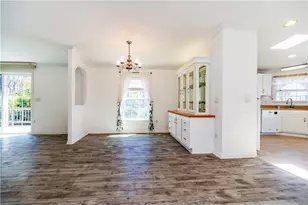 40 Campbell Cir, East Greenwich, RI 02818 - Photo 16
