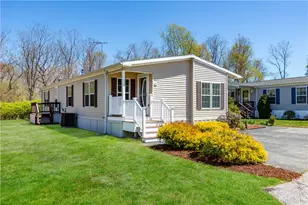 40 Campbell Cir, East Greenwich, RI 02818 - Photo 6