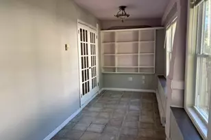 110 Laurens St, Cranston, RI 02910 - Photo 12
