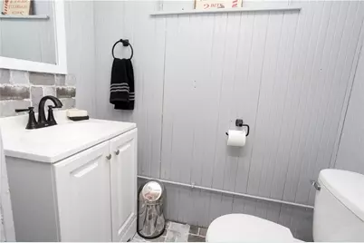 70 Woodland Road, Woonsocket, RI 02895 - Photo 40