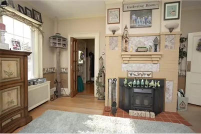 70 Woodland Road, Woonsocket, RI 02895 - Photo 10