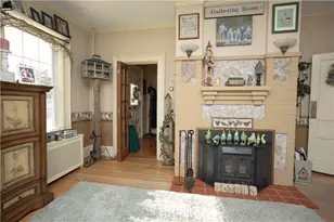 70 Woodland Rd, Woonsocket, RI 02895 - Photo 10