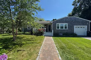 41 Dudley Ave, Newport, RI 02840 - Photo 2